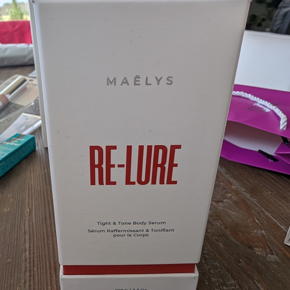 MAËLYS RE-LURE Body Serm - White and Red - Picture 2 of 5